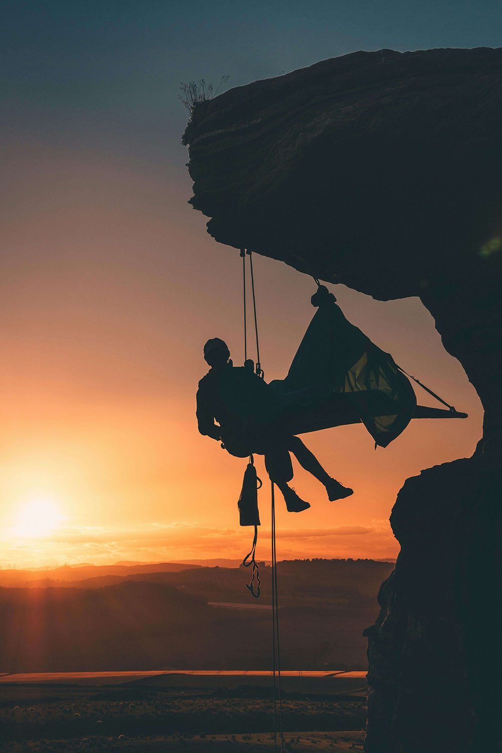 Wire-Gate vs Screwgate vs Auto-Lock: Which Carabiner Should You Use?